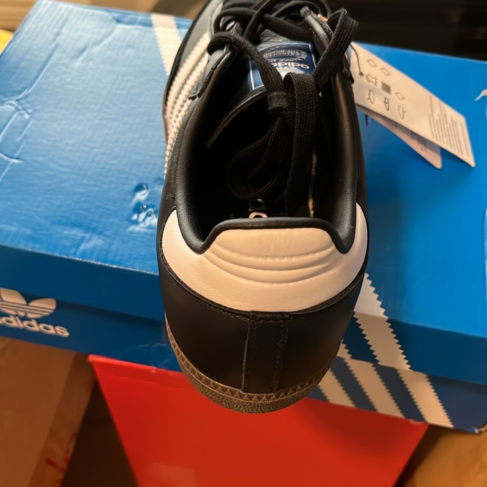 New In Box - Picture 2 of 4